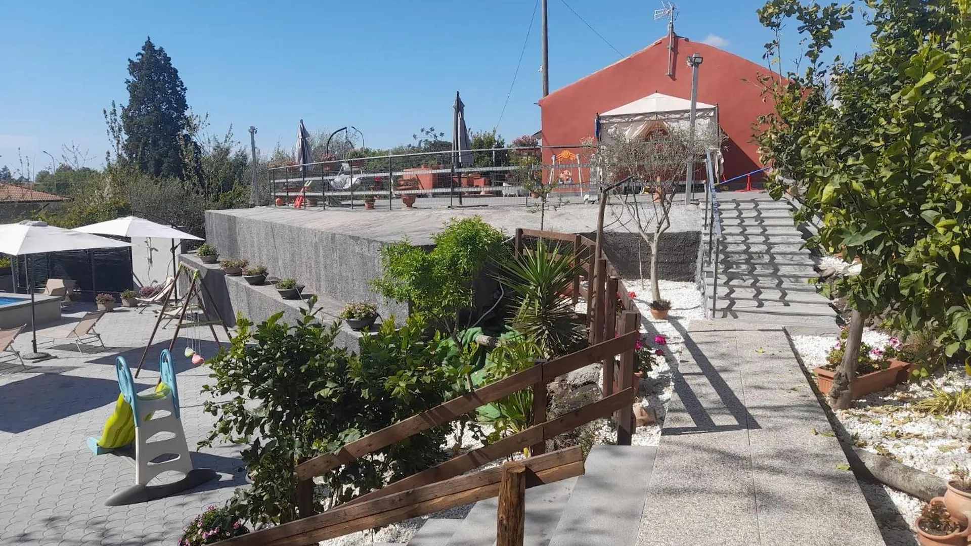 בית נופש הוילה זפראנה אטניאה Sikelia Etna House איטליה