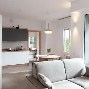 New Exclusive Apartments- Near Train Station Appartamento Melegnano